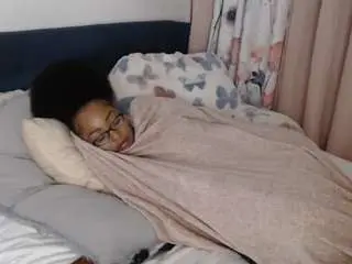 Geishapaige  live sex cam