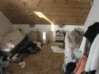 Voyeurcam-julmodels-whitebed-3  live sex cam