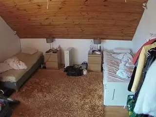 Voyeurcam-julmodels-whitebed-3  live sex cam