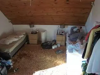 Voyeurcam-julmodels-whitebed-3  live sex cam