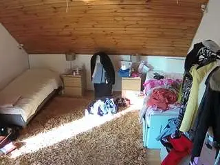 Voyeurcam-julmodels-whitebed-3  live sex cam