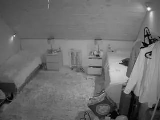 Voyeurcam-julmodels-whitebed-3  live sex cam