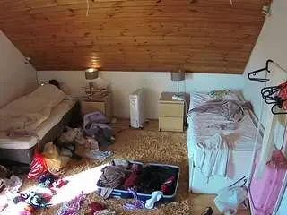 Voyeurcam-julmodels-whitebed-3  live sex cam