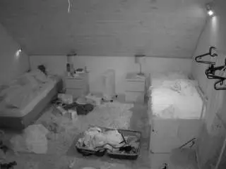 Voyeurcam-julmodels-whitebed-3  live sex cam