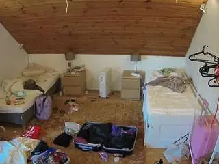 Voyeurcam-julmodels-whitebed-3  live sex cam