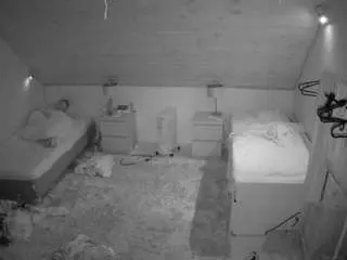 Voyeurcam-julmodels-whitebed-3  live sex cam