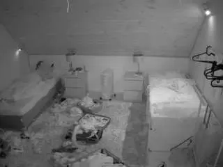 Voyeurcam-julmodels-whitebed-3  live sex cam