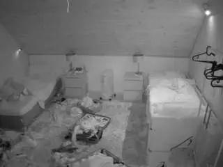 Voyeurcam-julmodels-whitebed-3  live sex cam