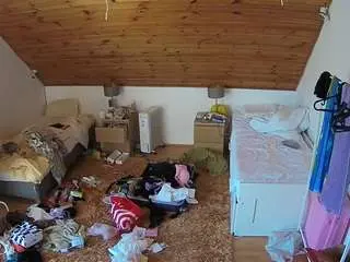 Voyeurcam-julmodels-whitebed-3  live sex cam