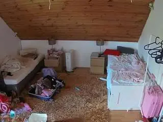 Voyeurcam-julmodels-whitebed-3  live sex cam