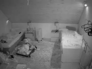 Voyeurcam-julmodels-whitebed-3  live sex cam