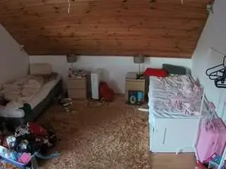 Voyeurcam-julmodels-whitebed-3  live sex cam