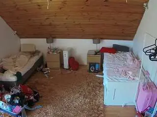 Voyeurcam-julmodels-whitebed-3  live sex cam