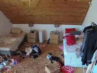 Voyeurcam-julmodels-whitebed-3  live sex cam