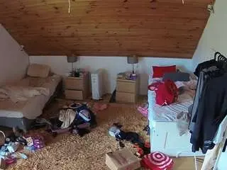 Voyeurcam-julmodels-whitebed-3  live sex cam