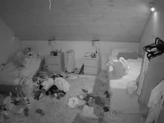 Voyeurcam-julmodels-whitebed-3  live sex cam