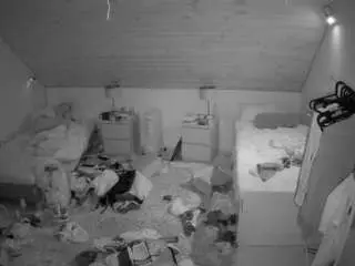 Voyeurcam-julmodels-whitebed-3  live sex cam