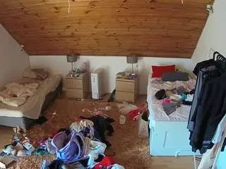 Voyeurcam-julmodels-whitebed-3  live sex cam