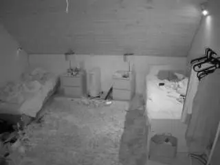 Voyeurcam-julmodels-whitebed-3  live sex cam