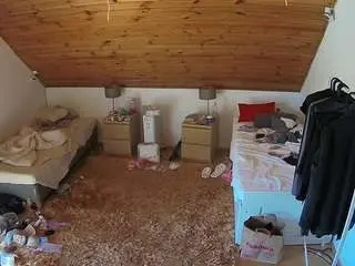 Voyeurcam-julmodels-whitebed-3  live sex cam
