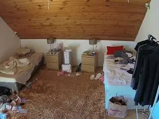 Voyeurcam-julmodels-whitebed-3  live sex cam