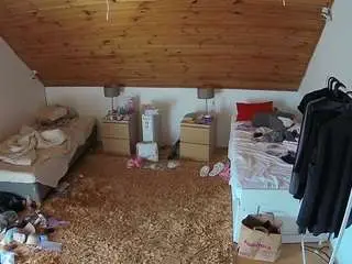 Voyeurcam-julmodels-whitebed-3  live sex cam