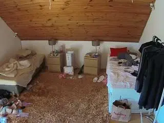 Voyeurcam-julmodels-whitebed-3  live sex cam