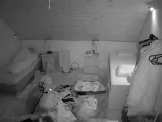 Voyeurcam-julmodels-whitebed-3  live sex cam