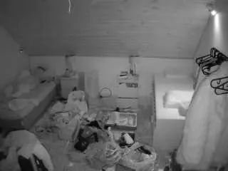 Voyeurcam-julmodels-whitebed-3  live sex cam