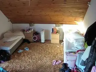 Voyeurcam-julmodels-whitebed-3  live sex cam