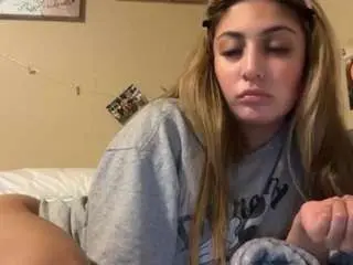 Badbihdani18  live sex cam
