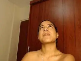 Kendraa-c1  live sex cam