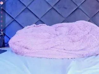 Lunaacurly  live sex cam