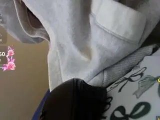 Juicyjuicysticky  live sex cam