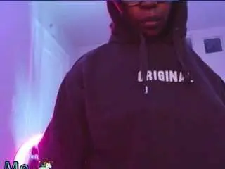 Juicyjuicysticky  live sex cam