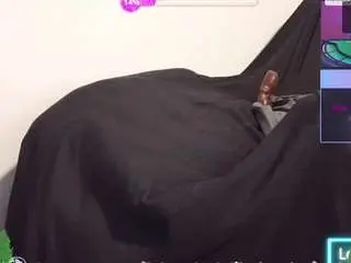 Juicyjuicysticky  live sex cam