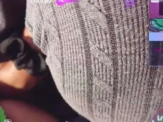 Juicyjuicysticky  live sex cam