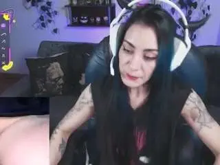 Maturegamer  live sex cam