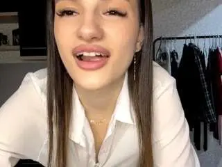 Nikipetrosino  live sex cam