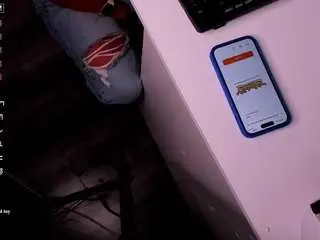 Ohh-myy-venss  live sex cam