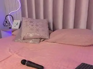 Samanthapeach  live sex cam