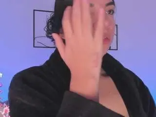 Aylinn-18  live sex cam