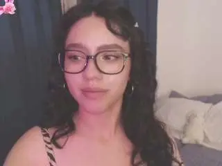 Itsliaa  live sex cam