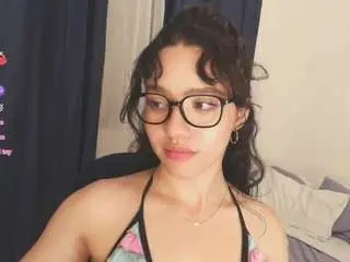 Itsliaa  live sex cam