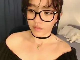 Itsliaa  live sex cam