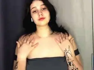 Lorafiorini  live sex cam