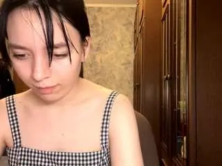 Mikkihoversten  live sex cam