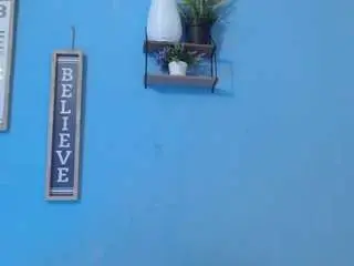 Naya-10  live sex cam