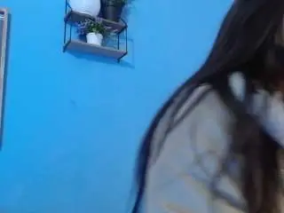 Naya-10  live sex cam