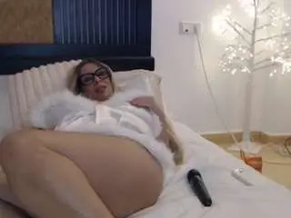 Bigbustysexyblonde  live sex cam